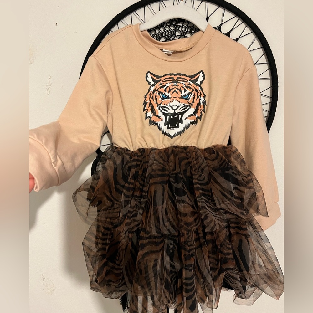 Tiger toddler girls dress with tulle tutu 3T - comfy sweatshirt on top leopard - Picture 1 of 1